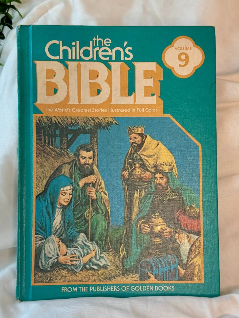 The Children's Bible Volume 9: The New Testament (Golden Press/Funk & Wagnalls)